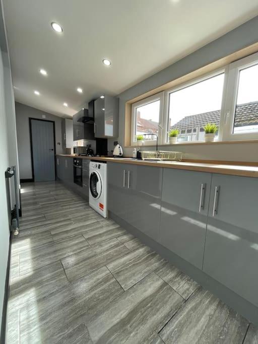 Central Area Entire Terrace House Lincoln Exterior photo