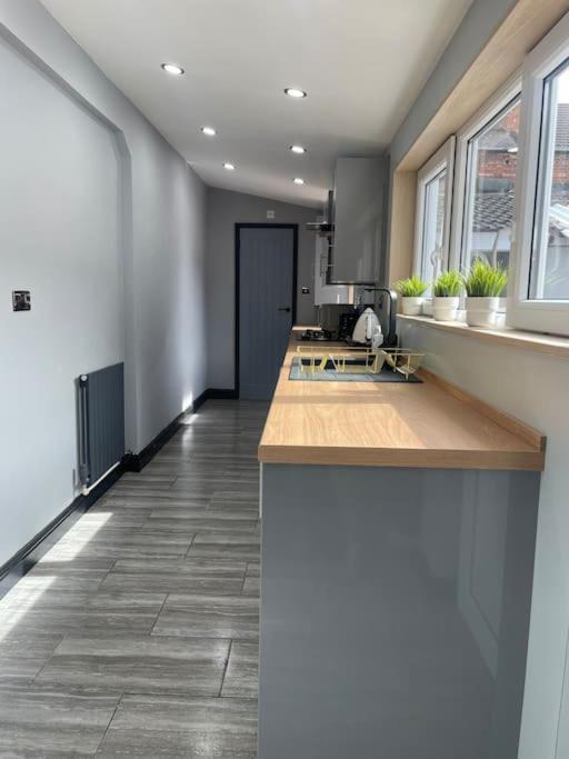 Central Area Entire Terrace House Lincoln Exterior photo