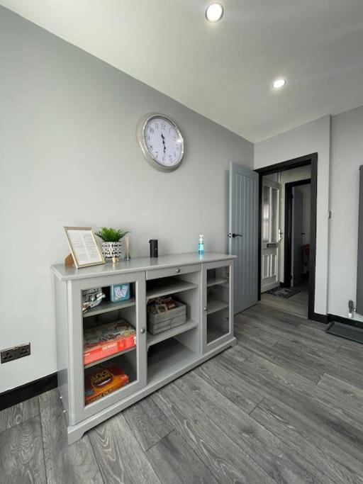 Central Area Entire Terrace House Lincoln Exterior photo
